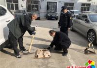 白樺社區聯合執法局河南大隊依法拆除地鎖 確保居民安全暢行