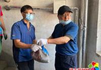 清理樓道“雜物間” 給小區“洗洗澡”