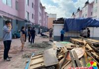 民強社區 給燒柴穿上“小雨衣”