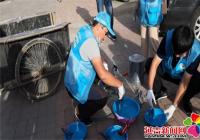 化身“粉刷匠” 助力創城攻堅