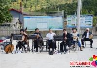 京韻鏗鏘迎“雙節” 文化惠民到鄉村
