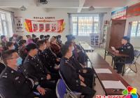 延春社區聯合市公安局環偵大隊開展關愛老人進社區活動