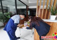 舊改小區征求意見 踐行為民服務初心