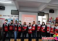 天寒人心暖——駐街單位進社區為貧困戶送愛心物資