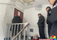 樓上漏水樓下遭殃 家中無人求助社區