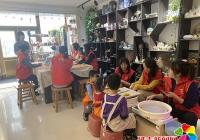丹英社區婦聯開展“迎‘三?八’ 陶泥體驗”活動